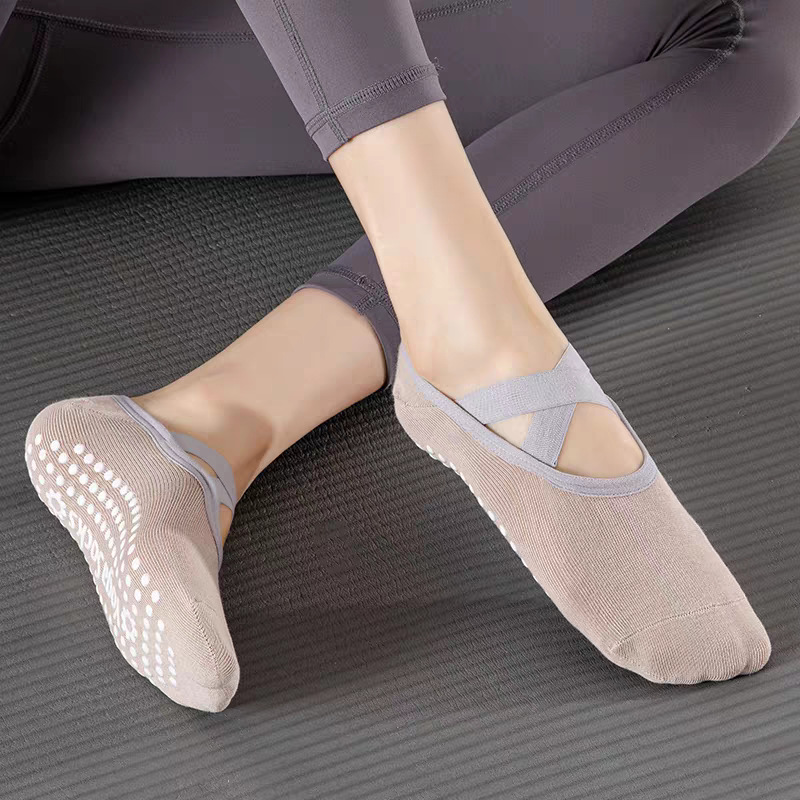 Professional Women Yoga Sock S - Pilates & Yoga En Talavera Raquel Díaz review and price